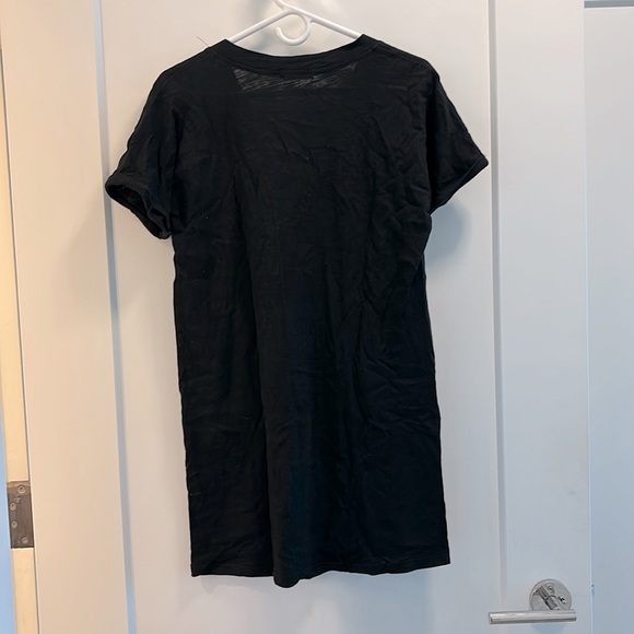 Clarisbelle Black T-Shirt Dress with Pockets - Picture 4 of 6